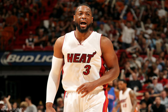 失误稍多！东契奇半场贡献17分3助攻5失误（东契奇半场17分3助攻，失误偏多达5次）