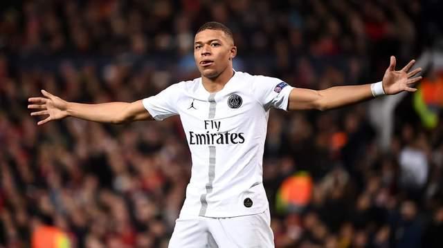 圣诞节登顶时未能赢得英超冠军的球队（圣诞节领跑却无缘英超冠军的球队）