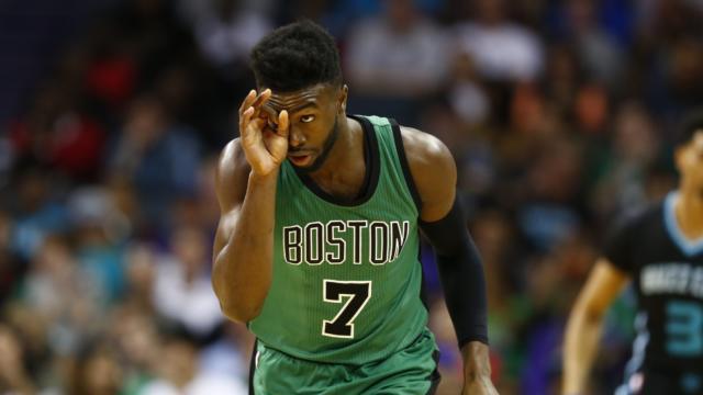 亚冠二级前瞻：卡雅5战全负表现低迷，浦项遭遇伤病困扰（亚冠二级前瞻：卡雅五战皆负状态堪忧，浦项遭遇伤病潮）