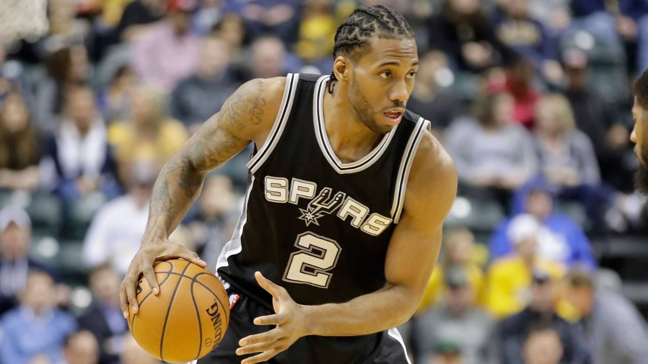 立竿见影，凯恩替补出场30分钟个人戴帽拜仁打进4球（凯恩替补登场30分钟上演帽子戏法，拜仁轰入4球）