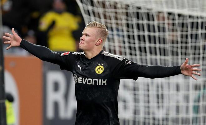 杜兰特连续得分，全队士气高涨（杜兰特火力全开，带动全队士气飙升）