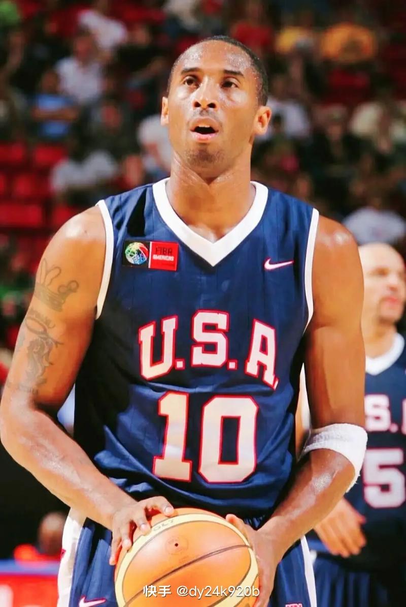 意甲最新积分战报 又是1球小胜！AC米兰3连胜 超国米那不勒登顶（意甲积分新态势：AC米兰再以一球险胜取三连胜，力压国米与那不勒斯登顶）