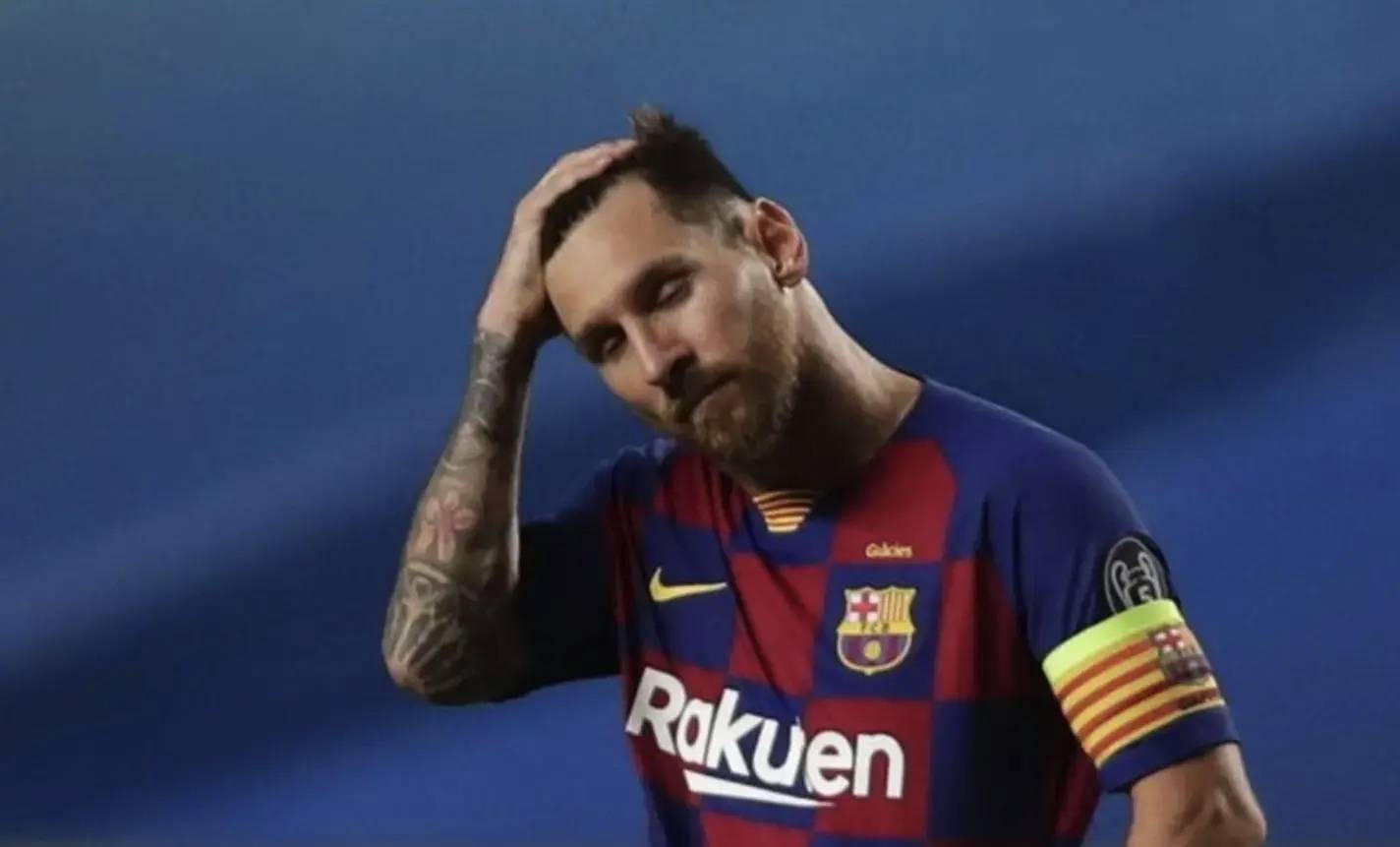 足球战术的新趋势：全能化（足球战术新风向：多面手化）