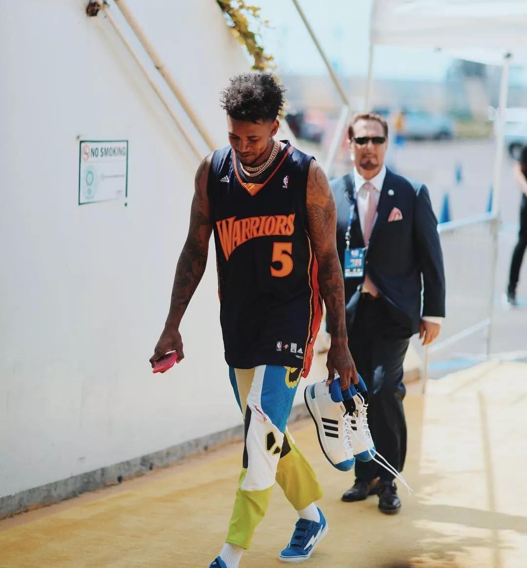 ESPN专访文班：确诊血栓崩溃大哭五分钟 生涯填满总冠军才算成功（ESPN专访文班亚马：血栓诊断曾令其痛哭五分钟 生涯以总冠军定义成功）