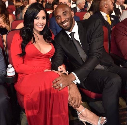 进攻万花筒！埃奇库姆2+1接3+1 个人得分秀率队拉开分差（花式火力全开！埃奇库姆连造2+1、3+1 个人得分秀助队扩大分差）