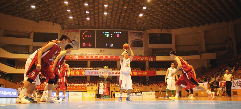 意媒：DV9等四名合同到期球员离队可能为尤文节省下3190万欧（意媒：DV9等四名到期球员若离队，尤文可节省3190万欧）